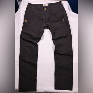 Fjällräven Sörmland Tapered Trousers in a G-1000 Silent Eco fabric.